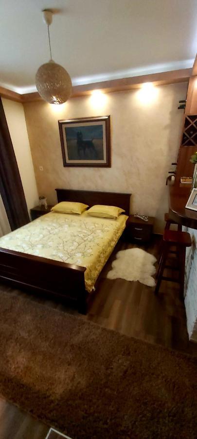 Apartmani Vuk Cetinje Exterior foto