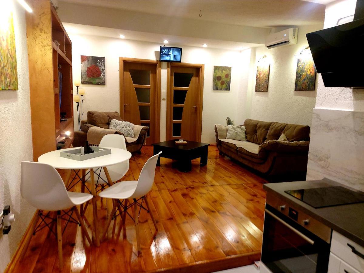 Apartmani Vuk Cetinje Exterior foto