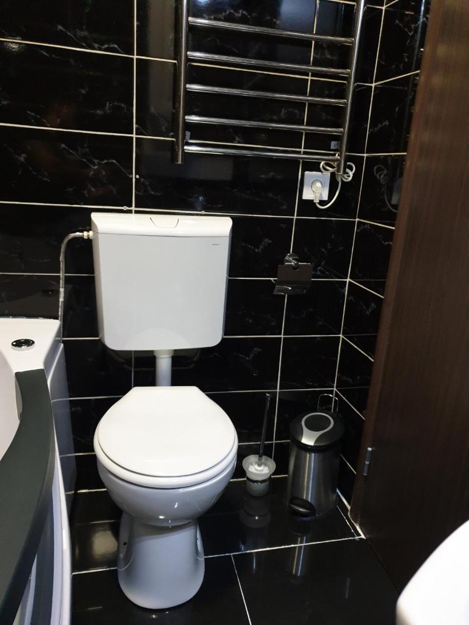 Apartmani Vuk Cetinje Exterior foto