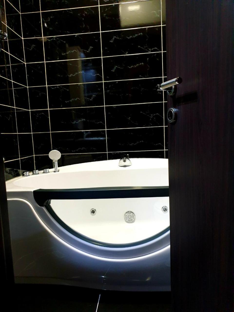 Apartmani Vuk Cetinje Exterior foto